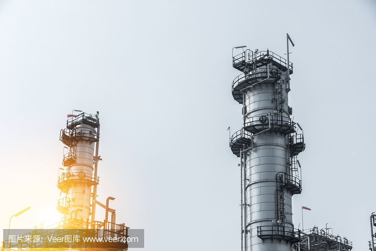 工業園區。石油和天然氣煉制工業工廠。
